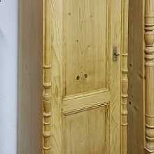 Kleiderschrank