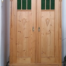 Kleiderschrank