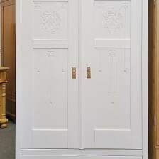 Kleiderschrank