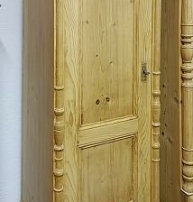 Kleiderschrank